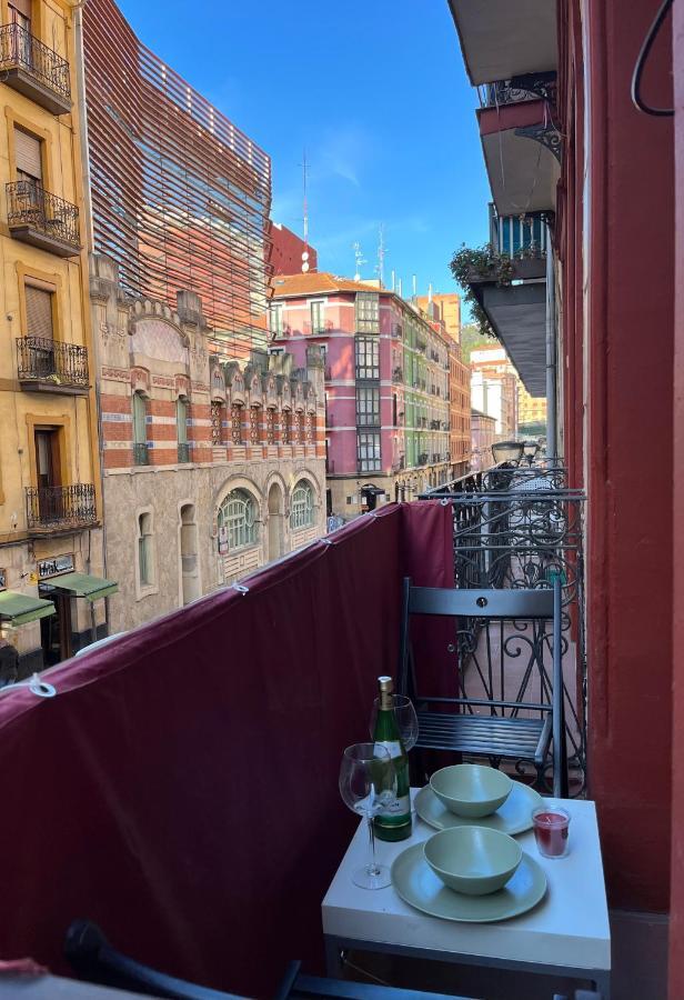 Bonito Apartamento Muy Centrico Bilbao Luaran gambar